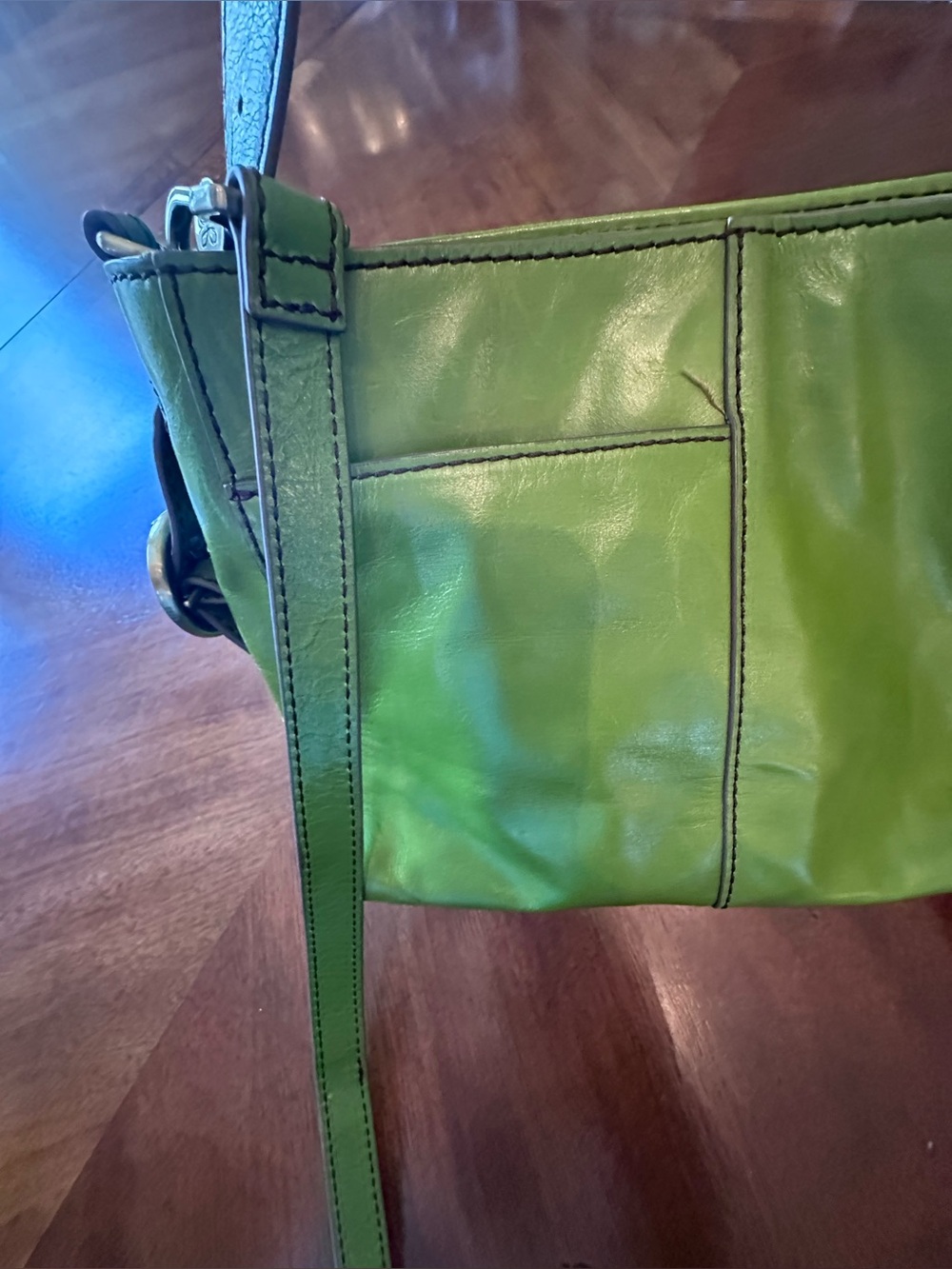 HOBO Lime Green Leather Shoulder Bag with Exterior Pocket - Picture 2 of 10